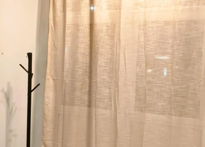 Center Metro Lux Center * 테살로니키